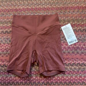 NWT BREEZETHROUGH LULULEMON ancient copper HIGH RISE SHORTS